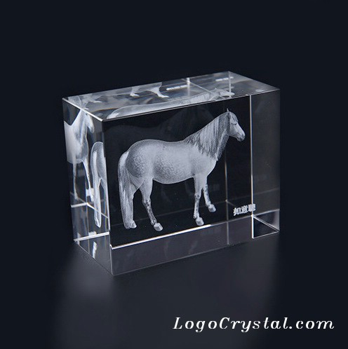 Running Horse 3D Design Laser Ethed Crystal Cube 50x50x80mm