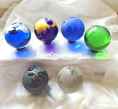 Todas las clases de globos de cristal coloreados del mundo